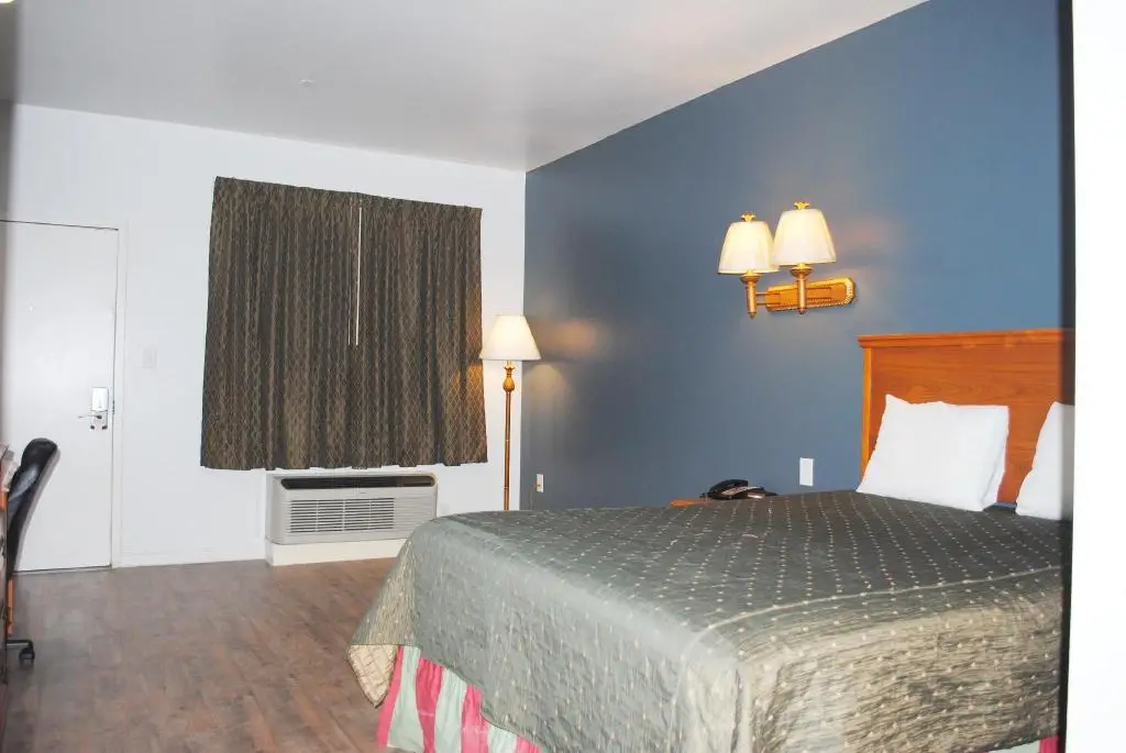 Bestway Inn 5