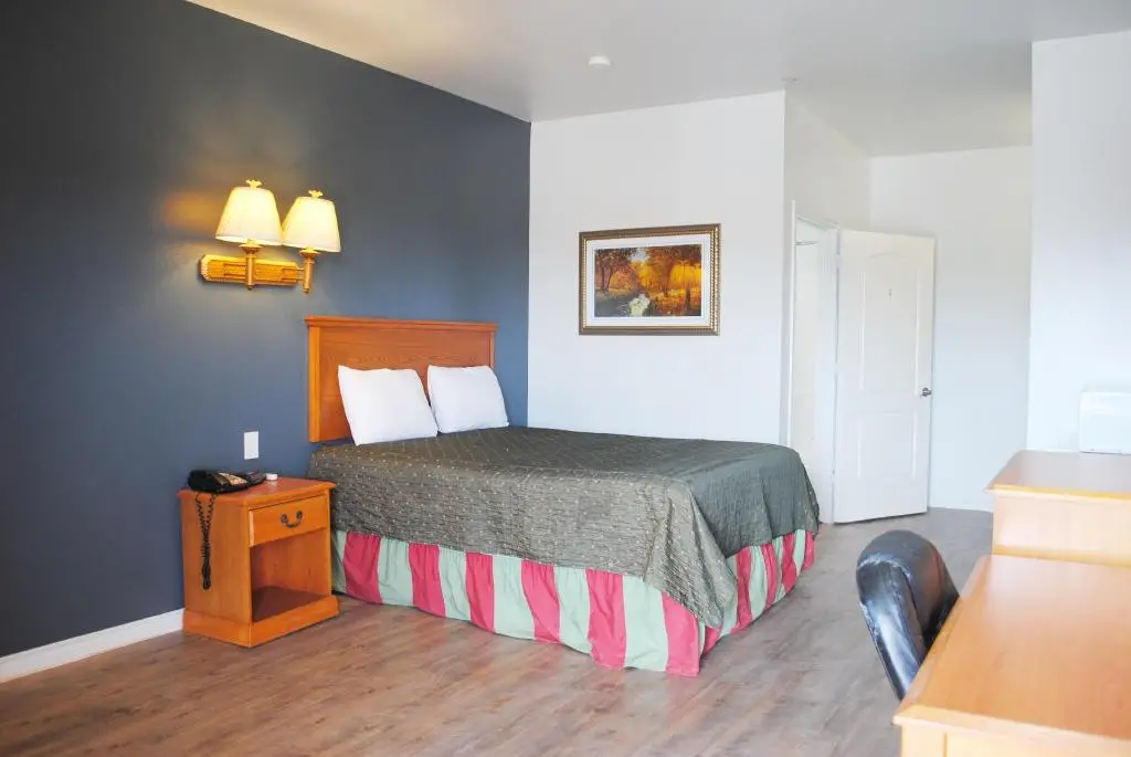Bestway Inn 6